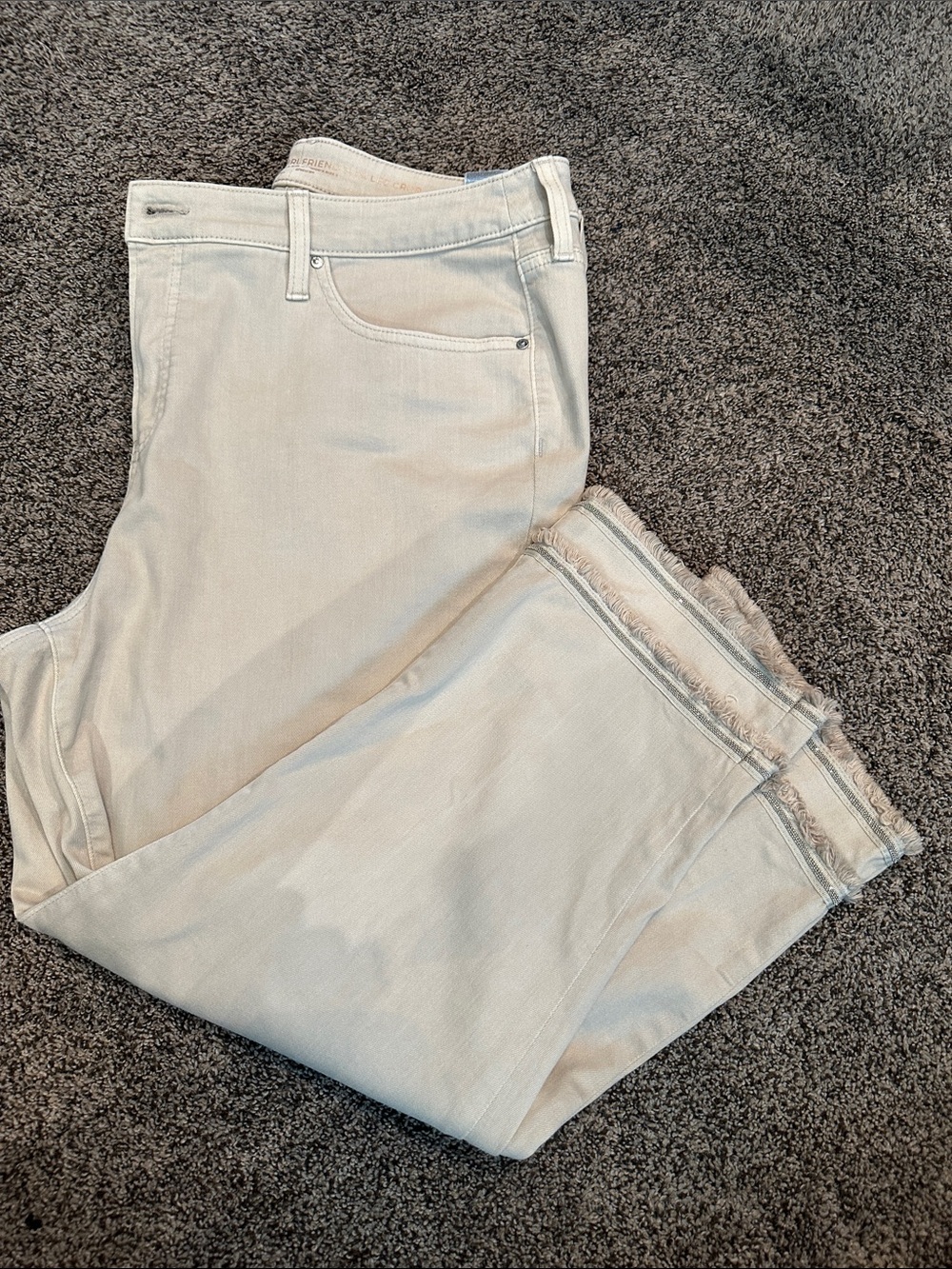 Chicos So Slimming Girlfriend Slim Leg Crop size 16.  Pretty!!!!